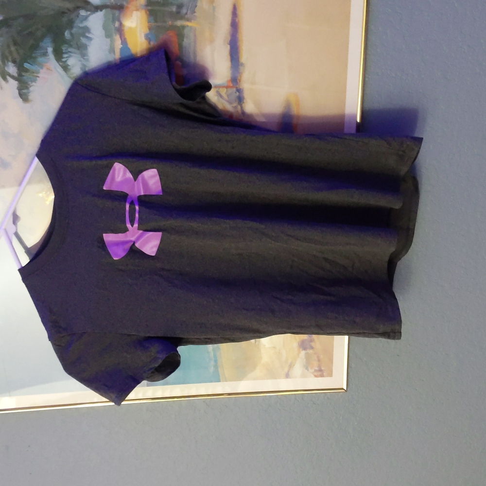 Under armour shirt